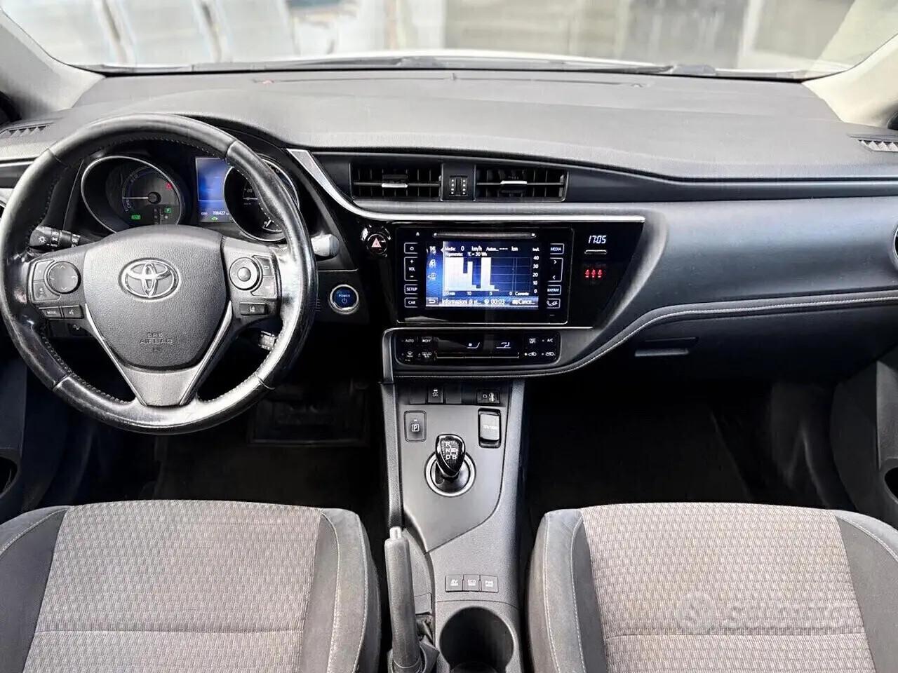 Toyota Auris 1.8 Hybrid 99CV E6 - 2017