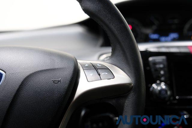 LANCIA Ypsilon 1.2 69 CV 5 PORTE GPL ECOCHIC GOLD NEOPATENTATI