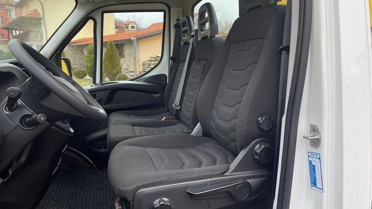 IVECO DAILY GEMELLATO METANO 35C14N