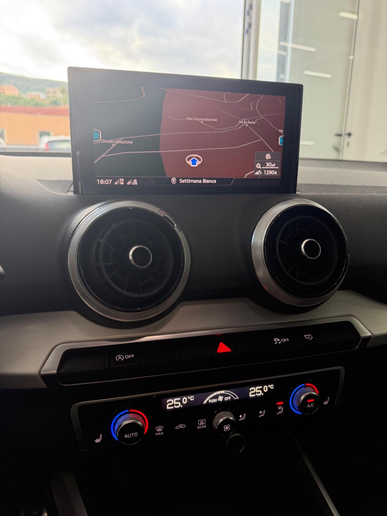 Audi Q2 2.0 150 S-LINE IDENTITY BLACK finanziabile