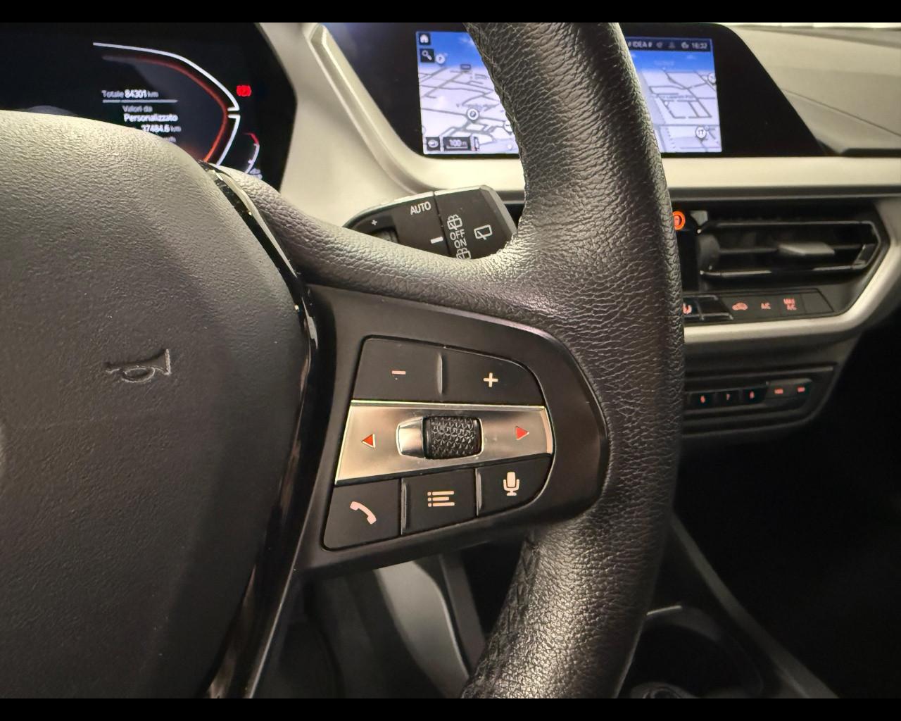 BMW Serie 1 (F40) - 116d 5p. Business Advantage