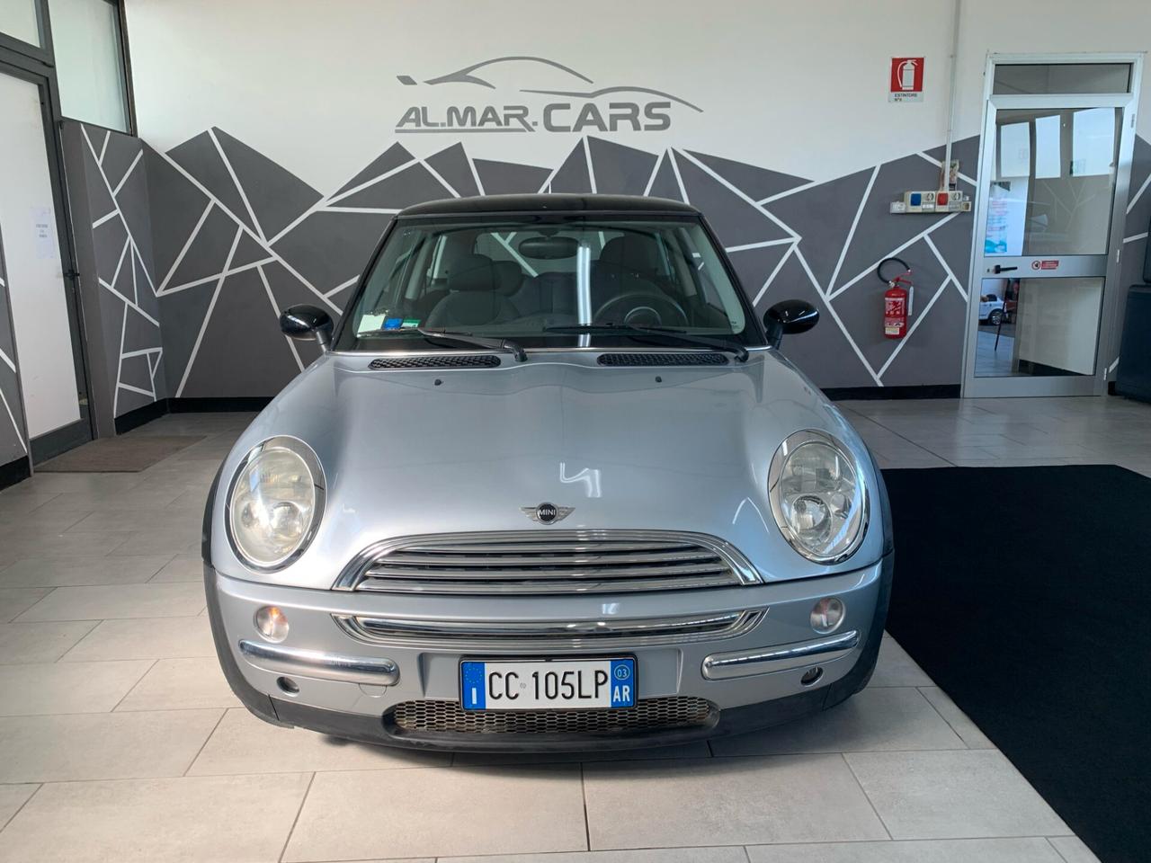 Mini Cooper 1.6 16V R50 NEOPATENTATI