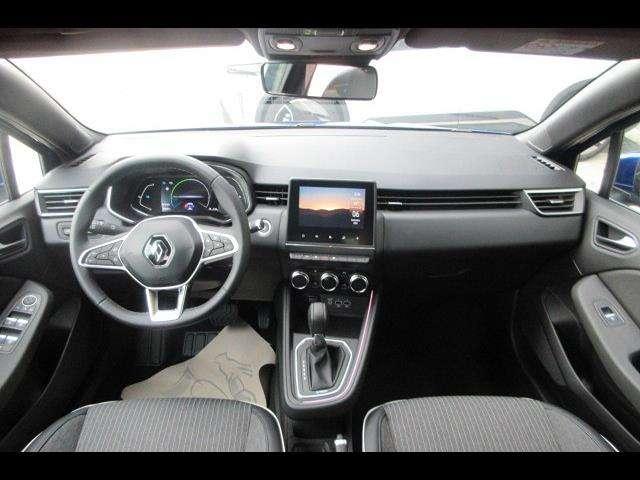 Renault Clio 1.6 E-Tech hybrid Intens 140cv auto my21