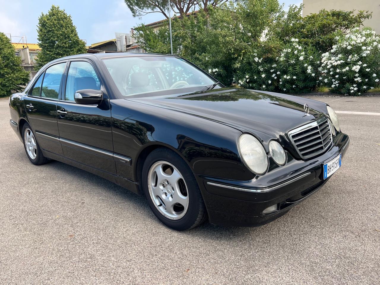 Mercedes-benz E 270 CDI cat Avantgarde