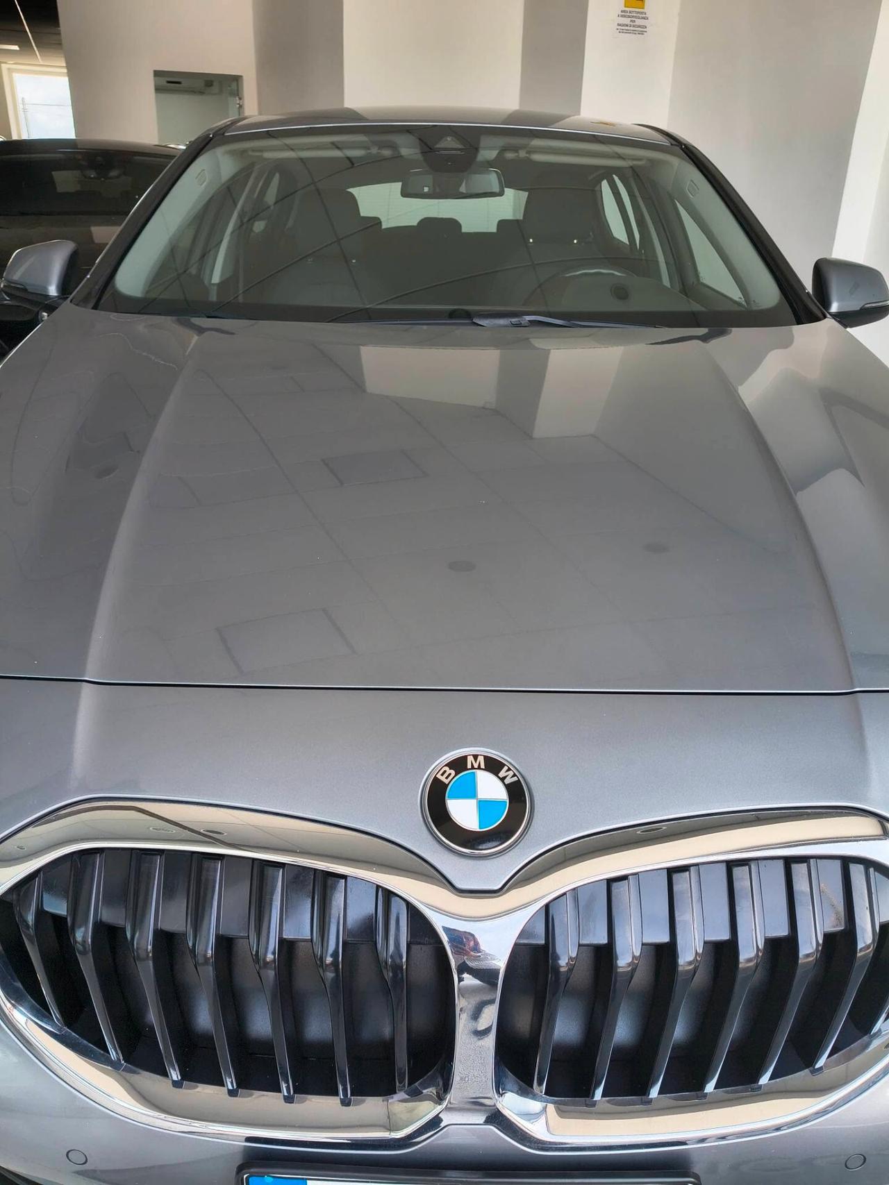 Bmw 116 116d 5p. Business Advantage