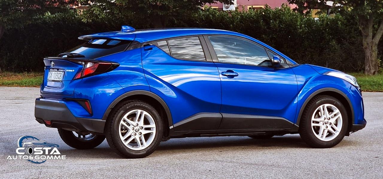 Toyota C-HR 1.8 Hybrid E-CVT Active