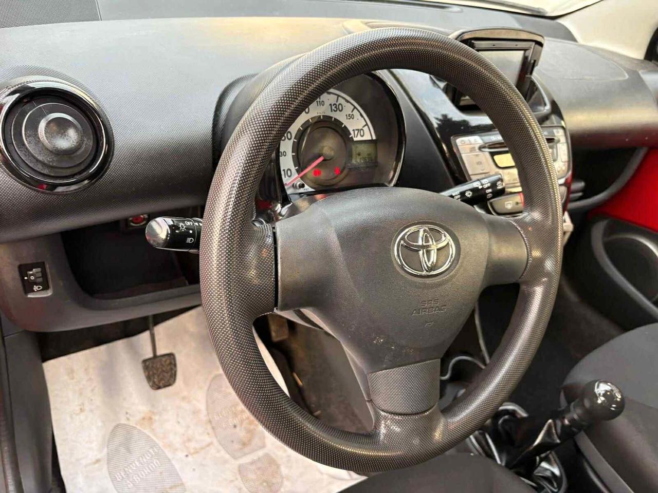 Toyota Aygo 1.0 12V VVT-i 5 porte Lounge Connect
