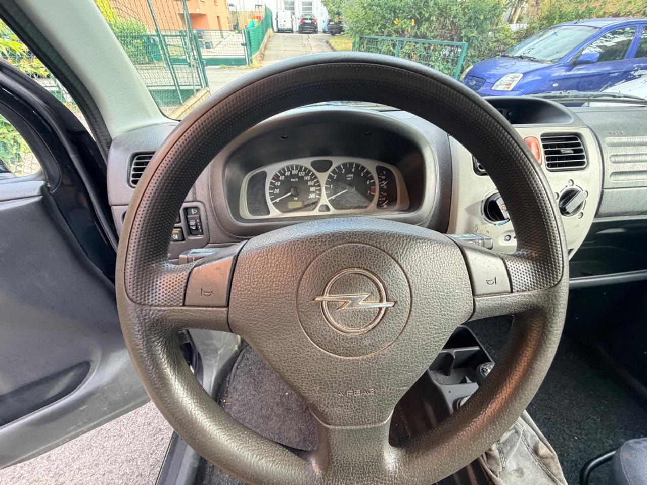 Opel Agila 1.2 16V Enjoy gpl