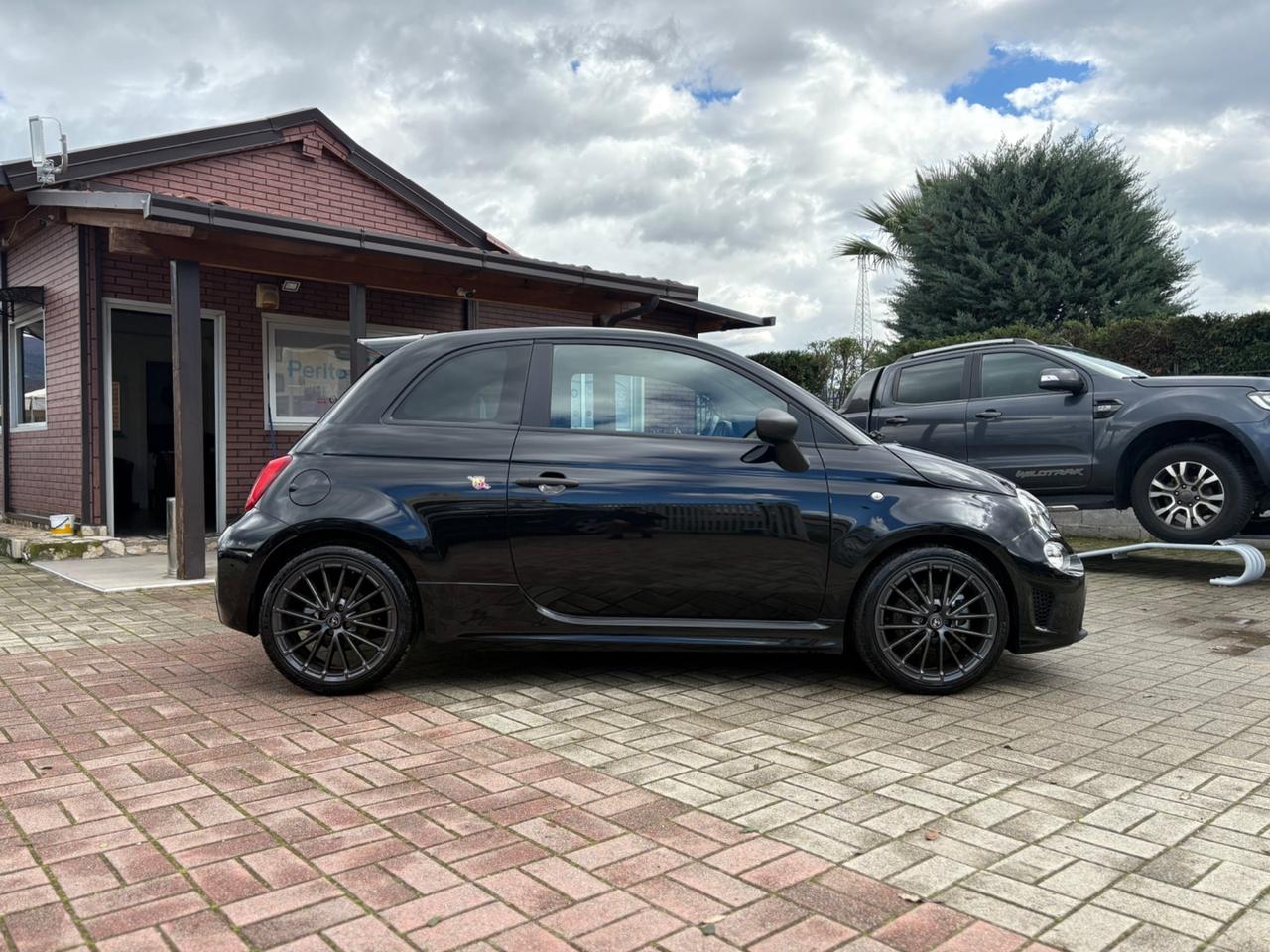 Abarth 595 1.4 Turbo T-Jet 165 CV