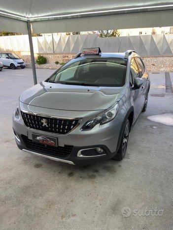 Peugeot 2008 BlueHDi 100 cv Allure