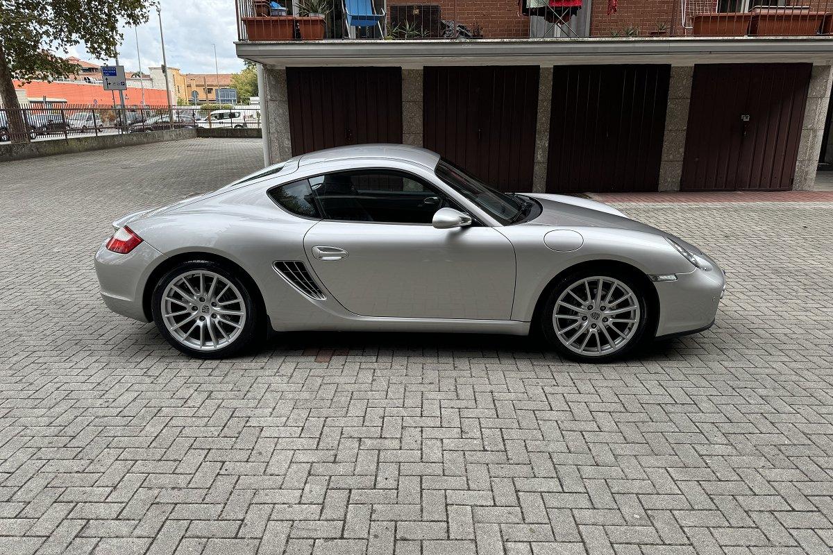 PORSCHE Cayman 2.7