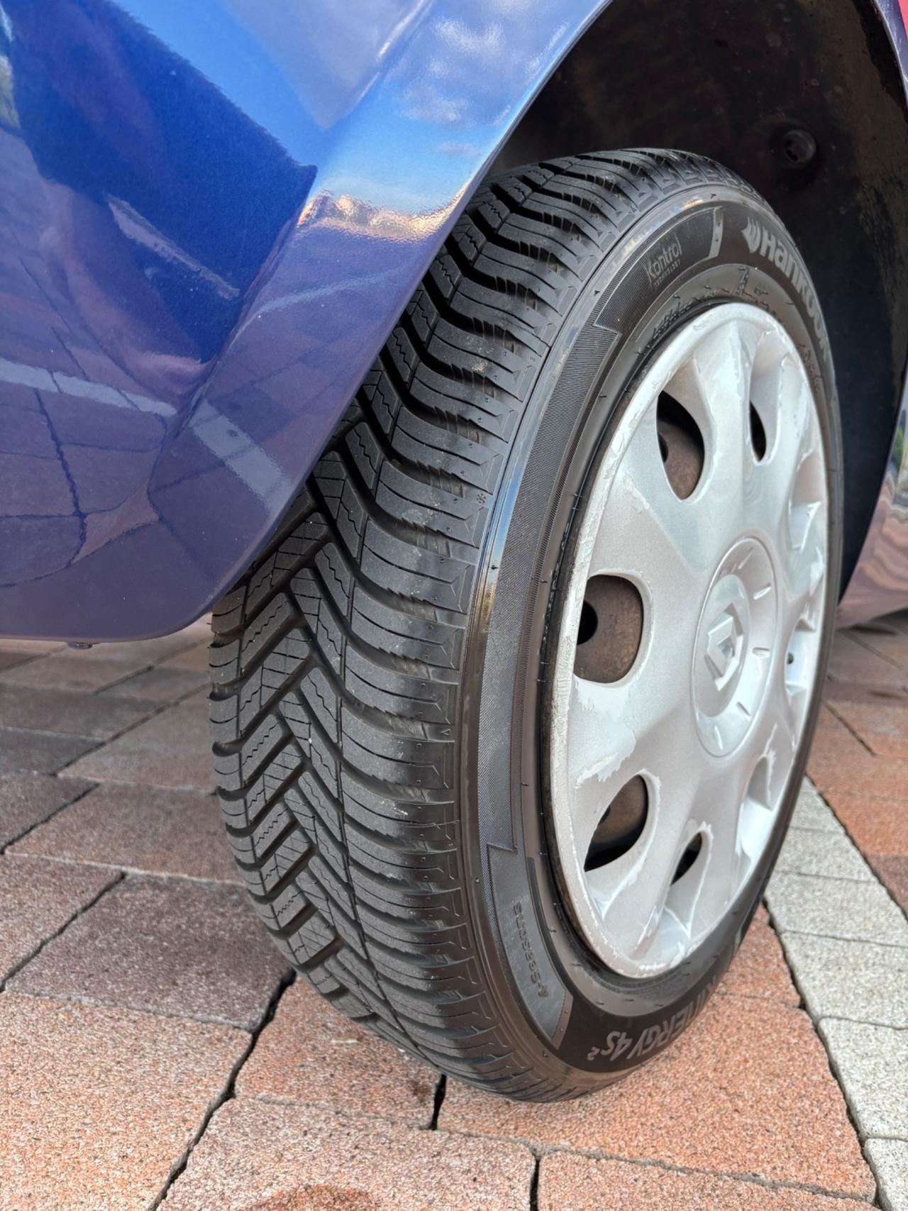 Renault Clio 1.2 benzina – Perfetta per neopatentati!