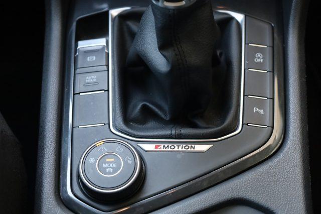 VOLKSWAGEN Tiguan 2.0 TDI SCR 4MOTION Navi RADAR ACC App Connect E6D