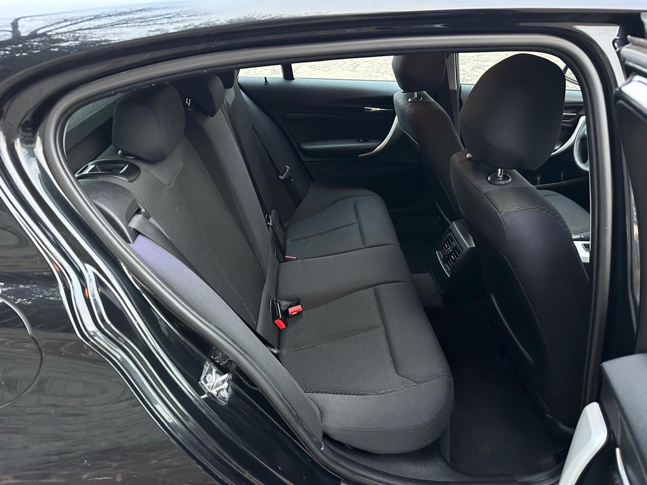 Bmw 116 116d 5p. Sport neopatentato