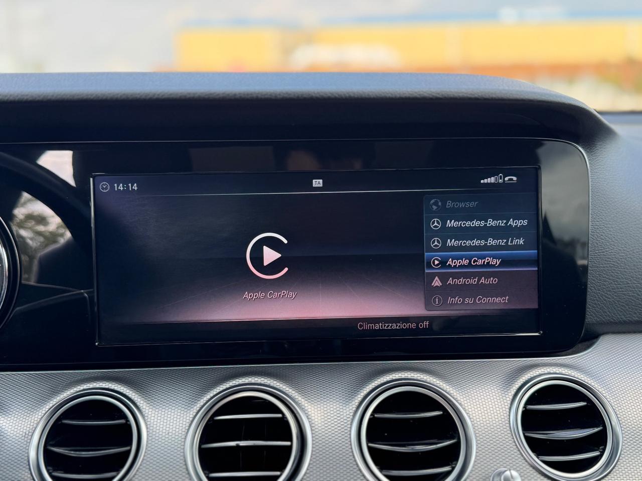 Mercedes-benz E 200 d Auto Premium Plus