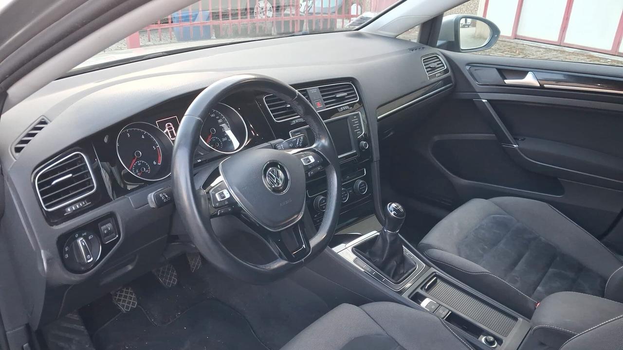 Volkswagen GOLF 1.6 DIESEL