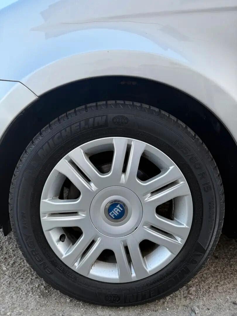Fiat Idea 1.3 Multijet Emotion