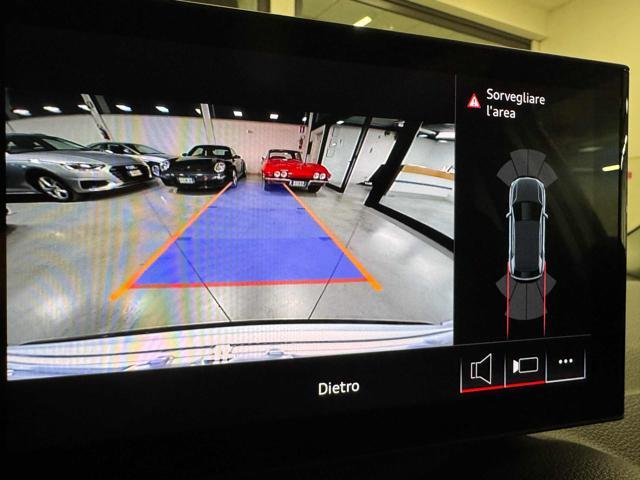 AUDI Q2 35 TDI S tronic Business Advanced