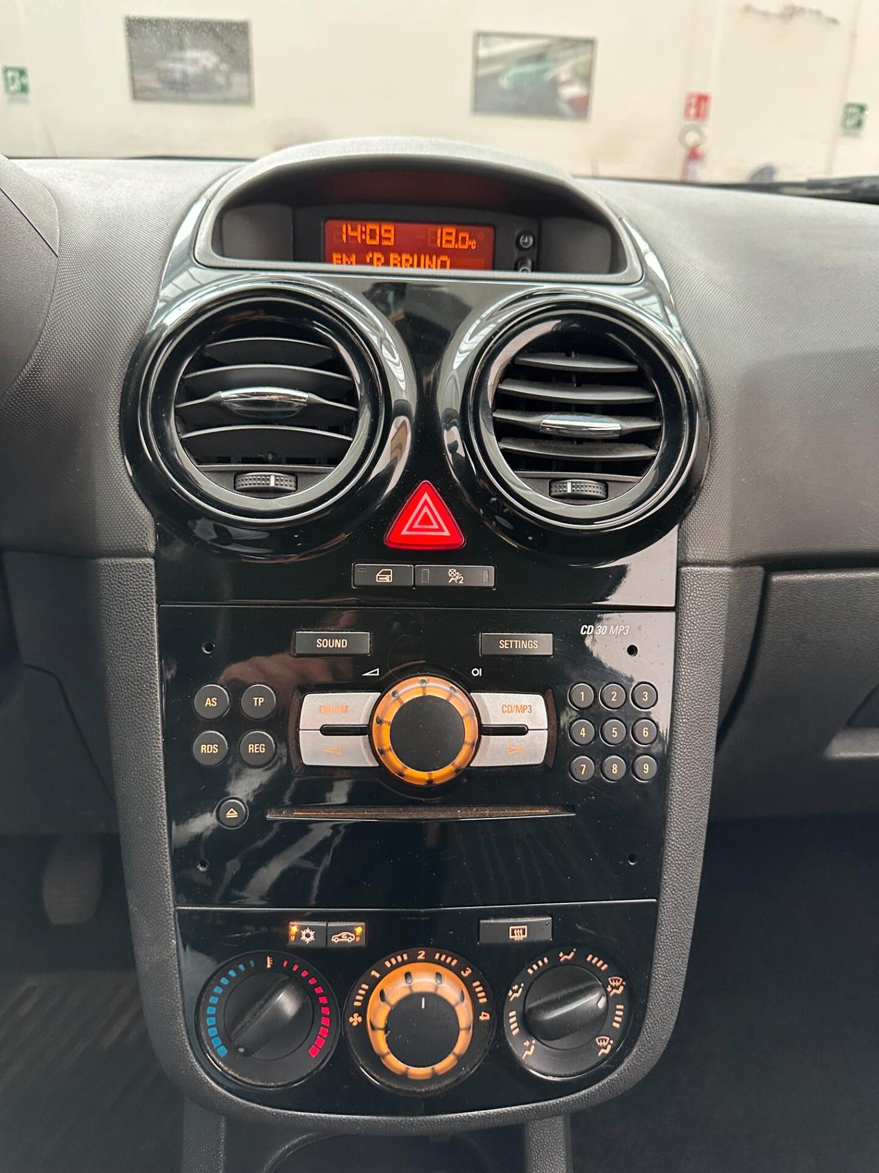 Opel Corsa 1.2 Benz, Euro 5A, Uni Propr, si neopatent