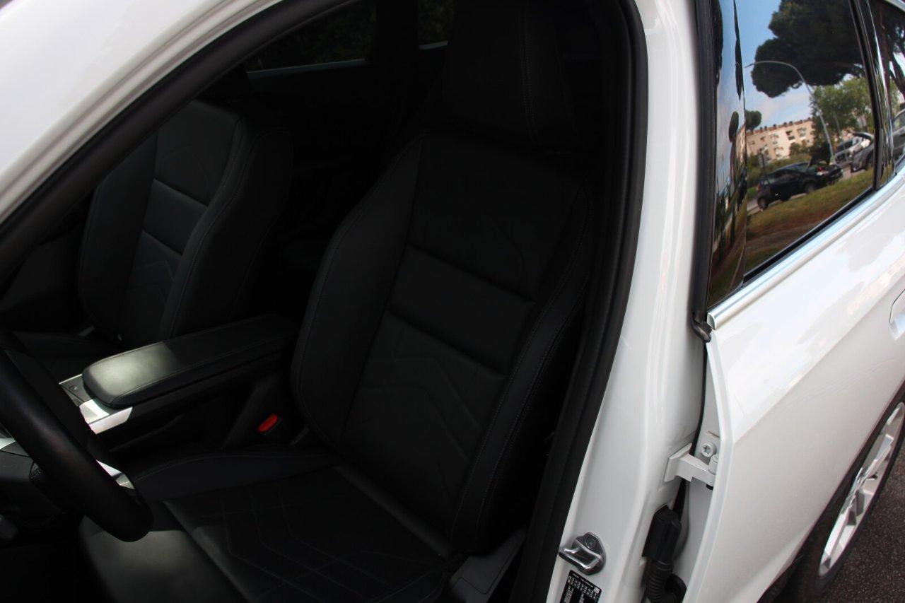 BMW iX1 edrive 20 X-Line