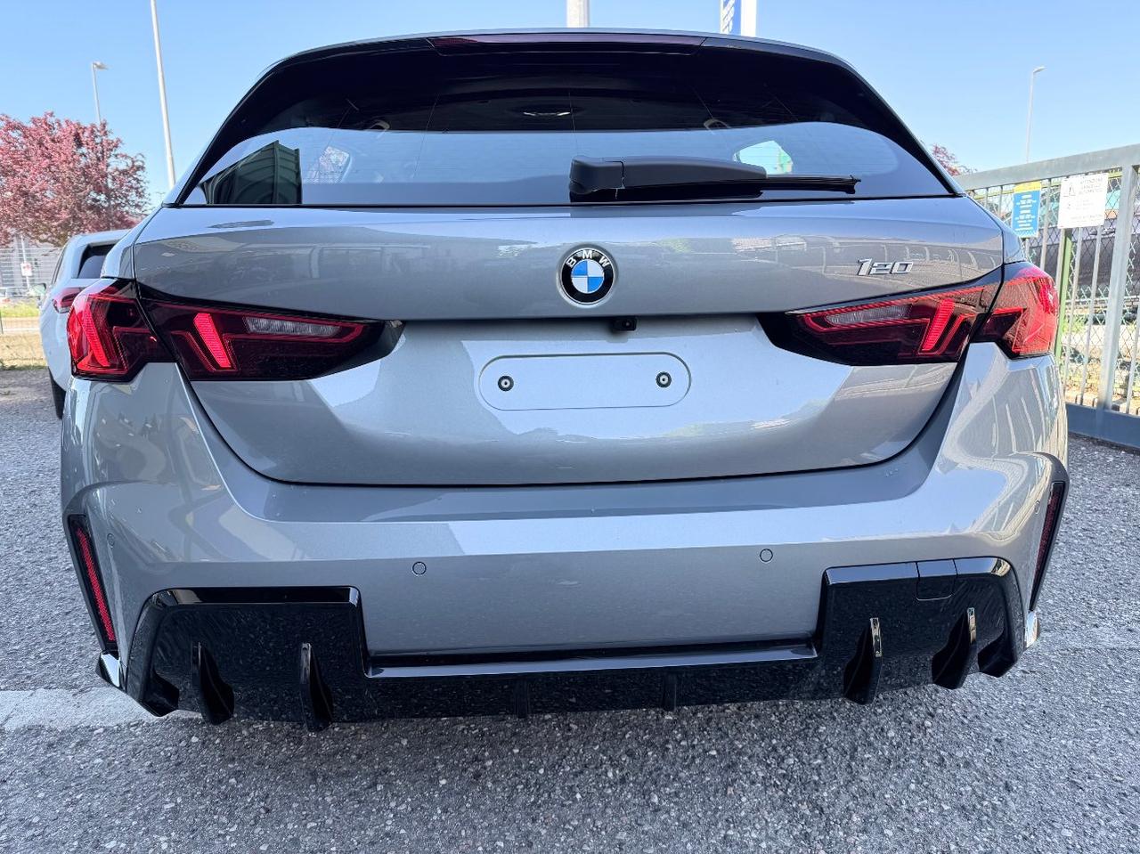 BMW 120 48V MSport auto
