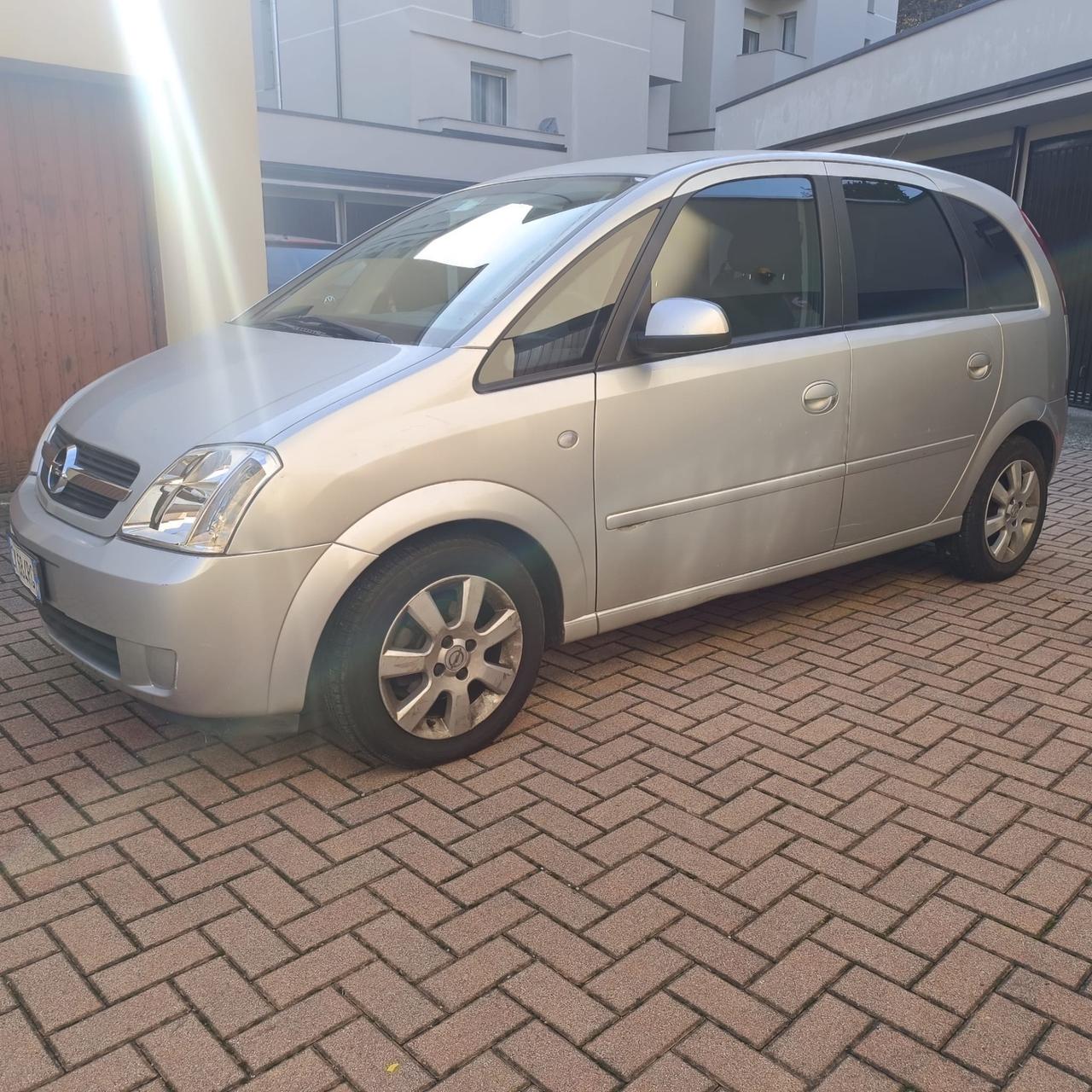 Opel Meriva 1.4 16V Club