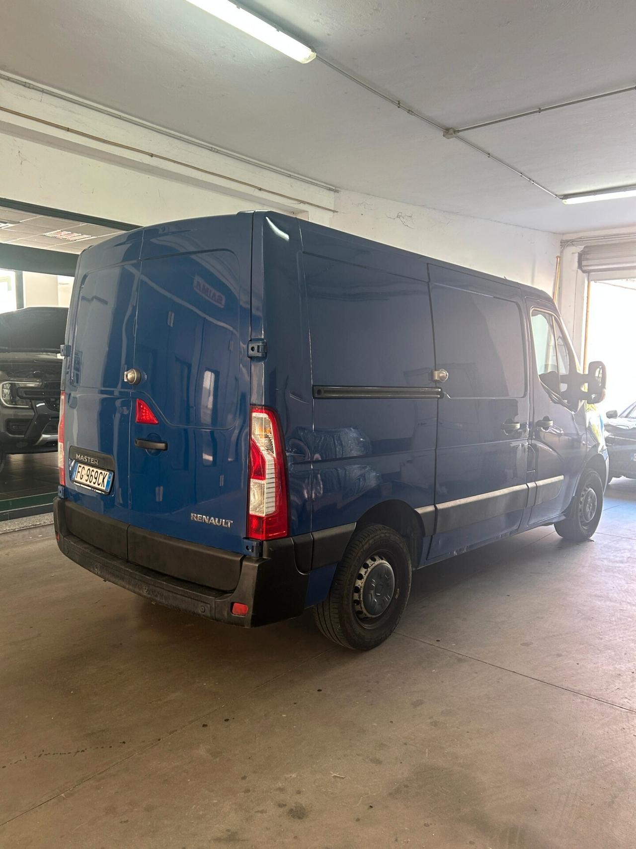 Renault Master T33 2.3 dCi/145 PC-TN Combi Twin Turbo S&S