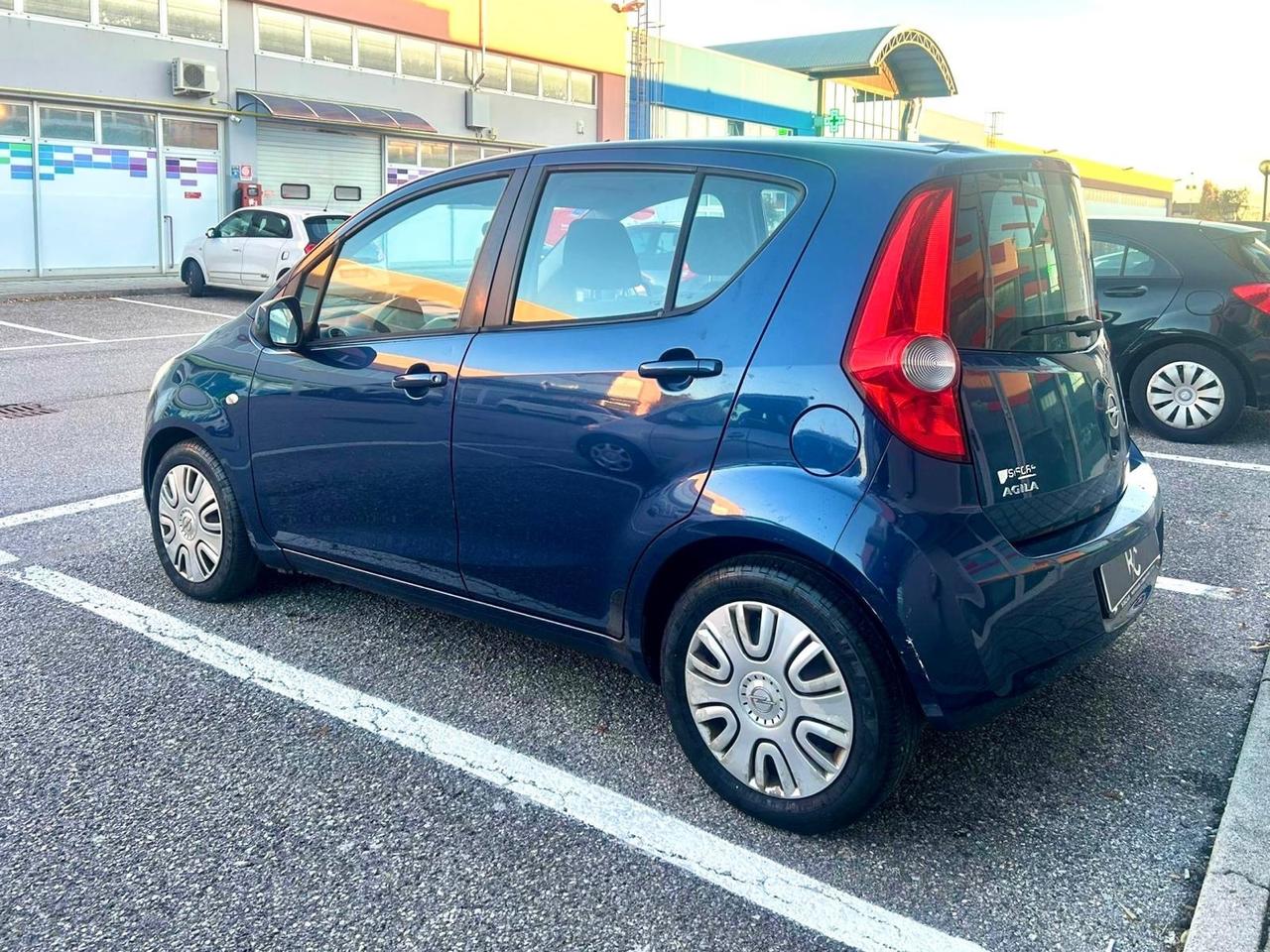 Opel Agila 1.0 Neopatentati