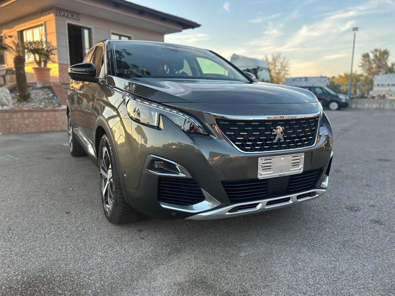 Peugeot 3008 HDi 120Cv Allure