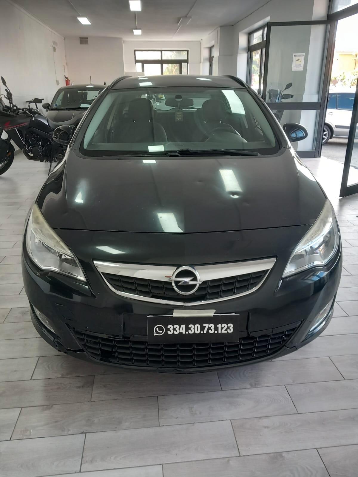 Opel Astra 1.4 Turbo 140CV Sports Tourer GPL Tech Cosmo