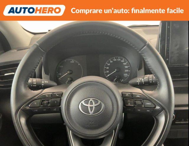TOYOTA Yaris 1.5 Hybrid 5 porte Active