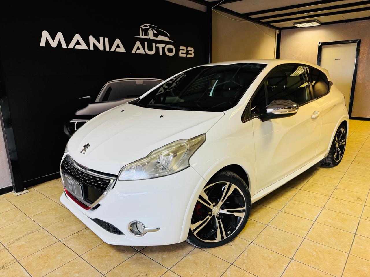 Peugeot 208 1.6 THP 240 CV 3 porte GTi