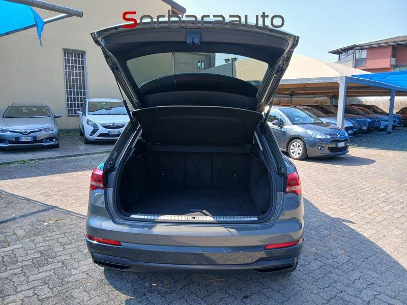 Audi Q3 Q3 40 2.0 tfsi Business Advanced quattro s-tronic.