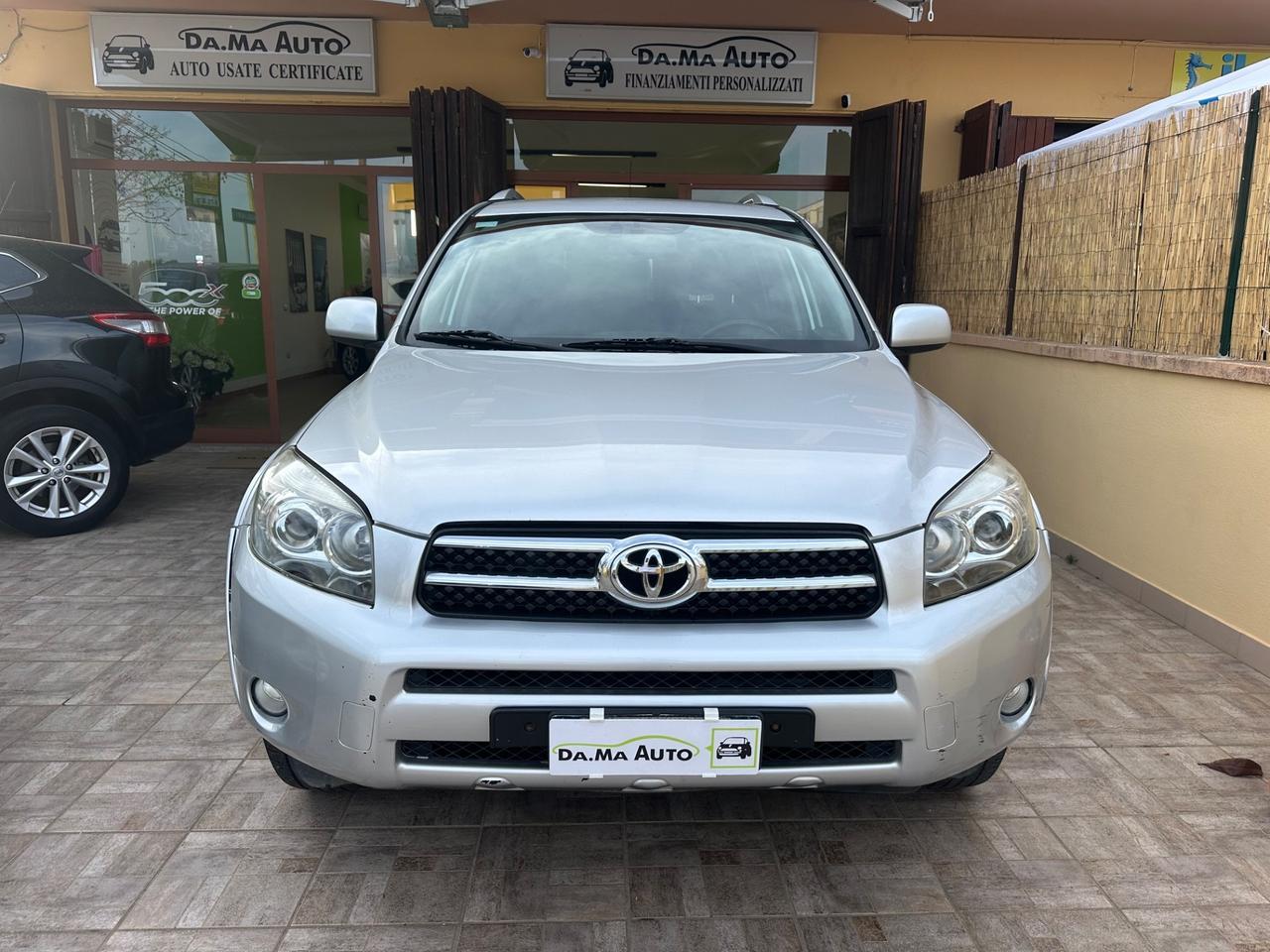 Toyota RAV 4 RAV4 2.2 D-4D 177 CV Luxury