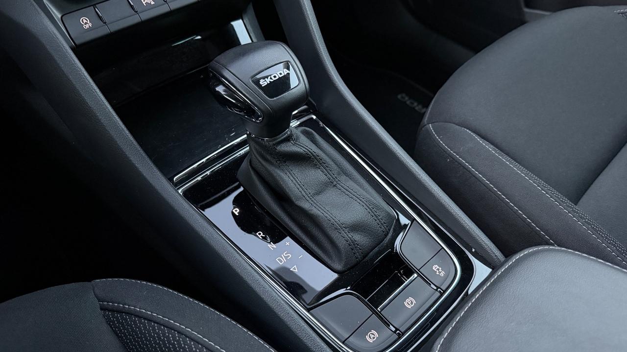 SKODA KAROQ 2.0 EVO TDI DSG 115 CV - FULL LED, VIRTUAL COCKPIT, NEOPATENTATI