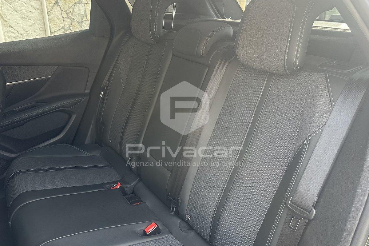 PEUGEOT 3008 BlueHDi 130 S&S EAT8 Allure Pack
