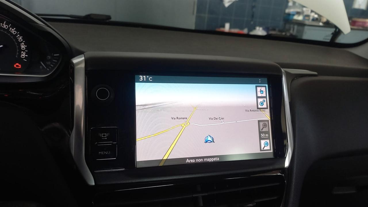 Peugeot 208 1.4 HDi 68 CV 5 porte Allure