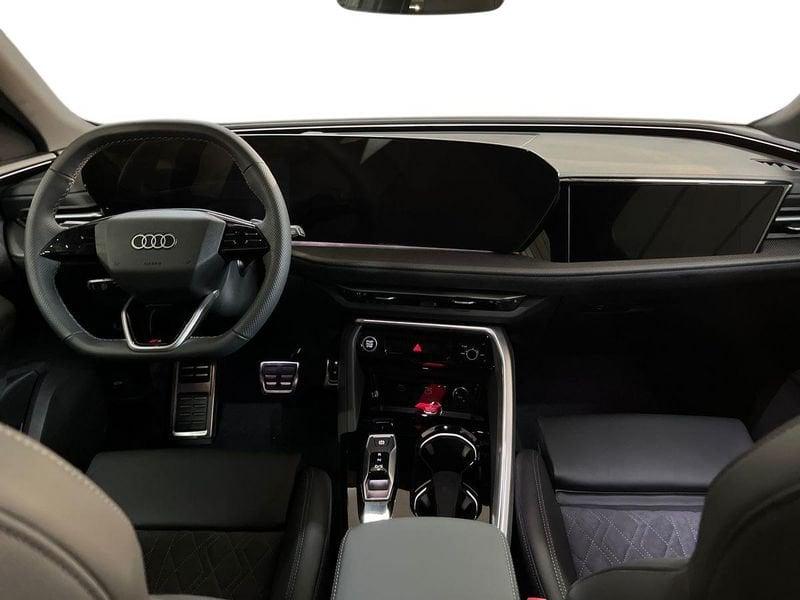 Audi Q5 II 2025 Sportback Sportback 2.0 tdi mhev+ S line edition quattro 204cv s-tr