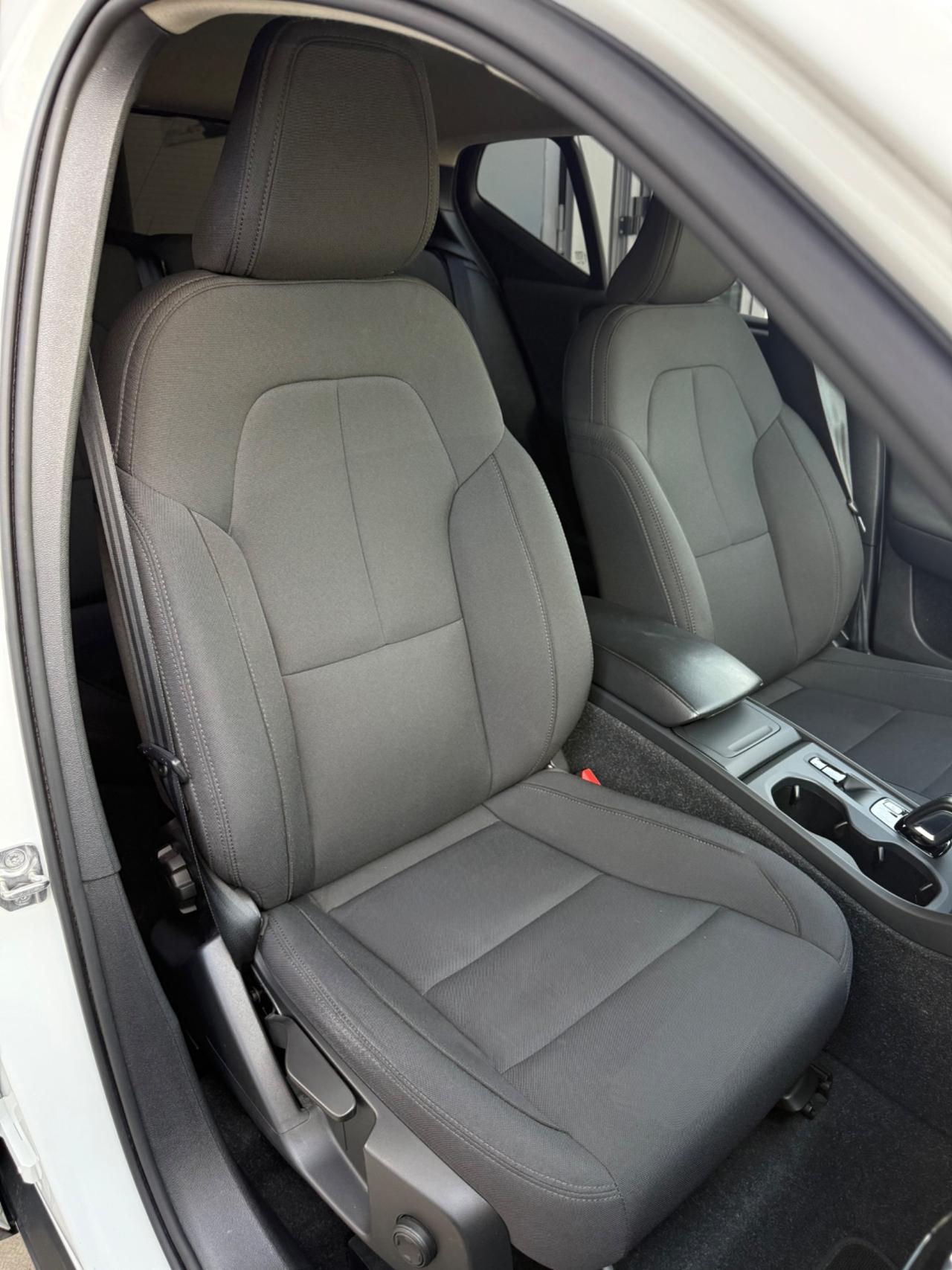 Volvo XC40 D3 150CV Momentum Pro Geartronic