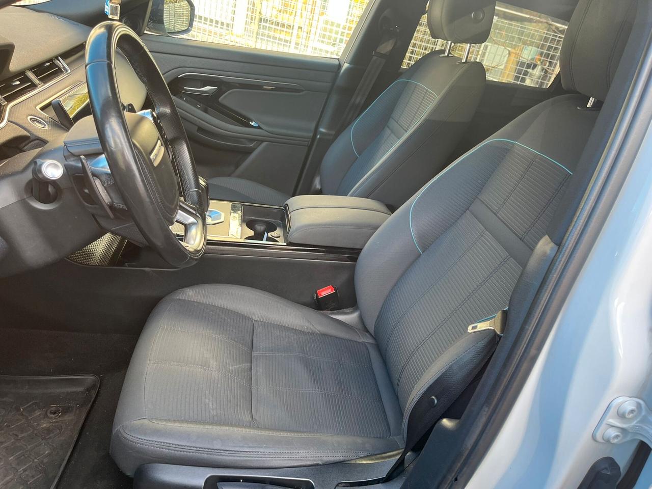 Land Rover Range Evoque 2.0D I4-L.Flw 150CV AWD Auto R-Dynamic SE