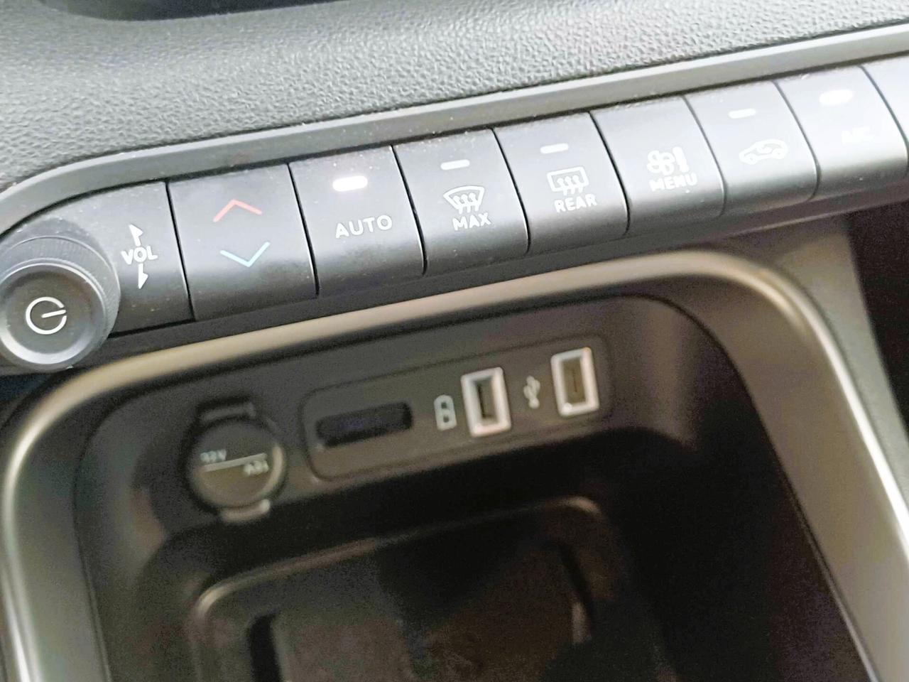 Jeep Avenger 1.2 Turbo 100 CV Summit
