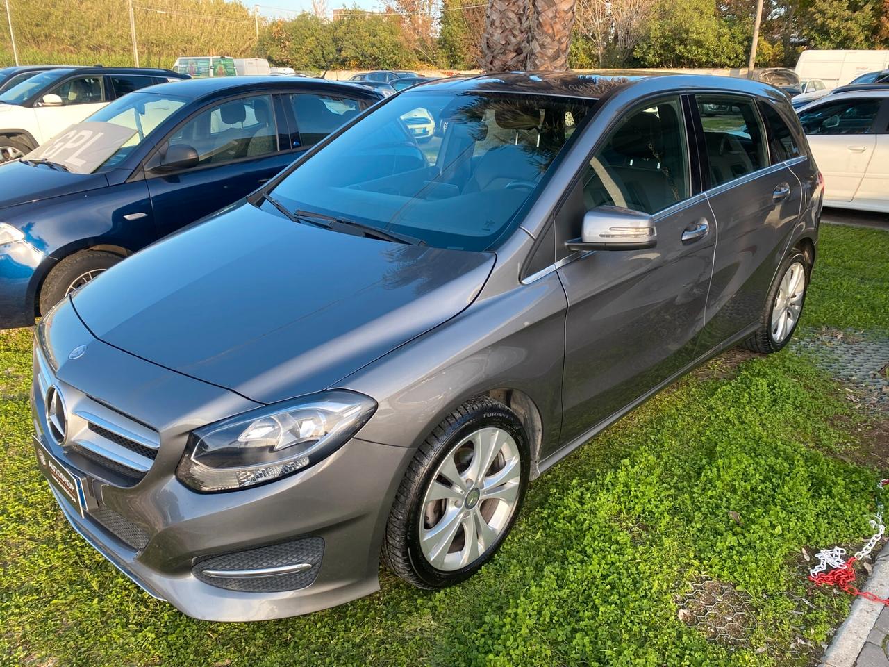 MERCEDES - Classe B - B 180 d Automatic Premium - NEOPATENTATI - FINANZIABILE - PERMUTE