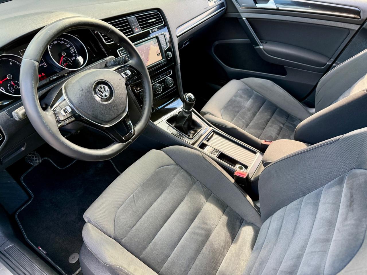 Volkswagen Golf 1.6 TDI 110 CV 5p. Highline 2016
