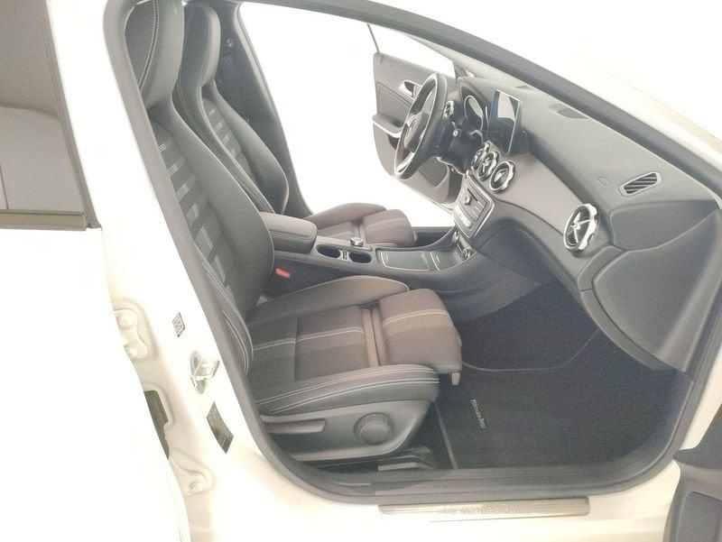 Mercedes-Benz GLA 180 d (cdi) Sport auto