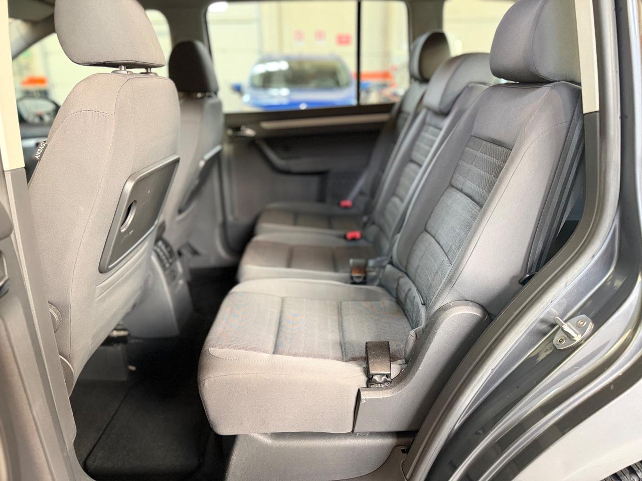 Volkswagen Touran 2.0 TDI DPF Highline AUTOCARRO