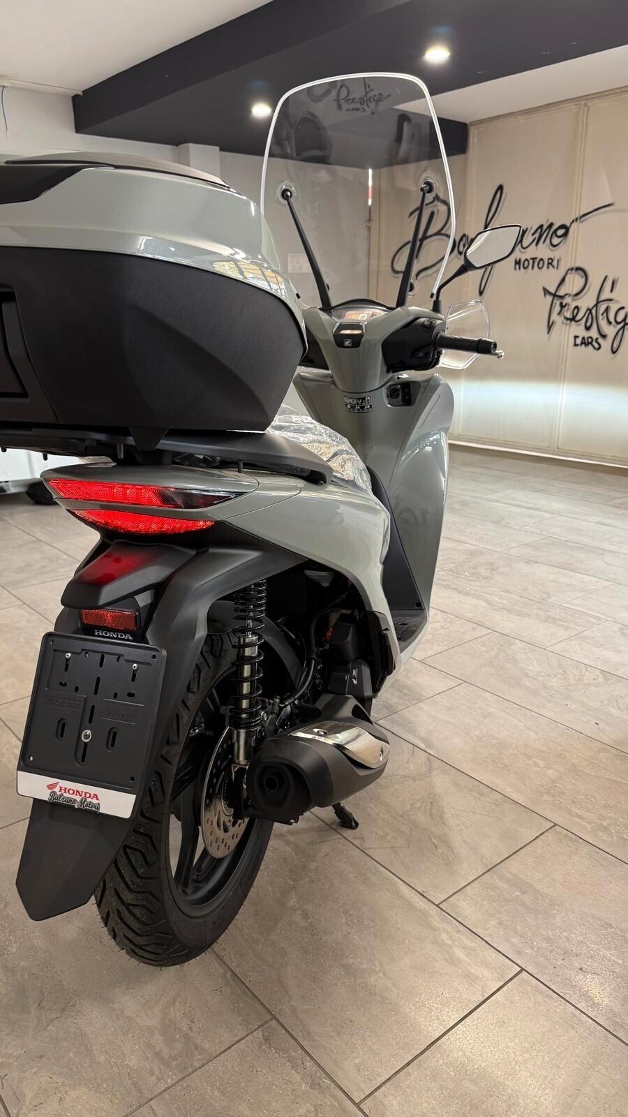 VARIE COLORAZIONI E MODELLI SH 125/150/350 ABS NUOVI