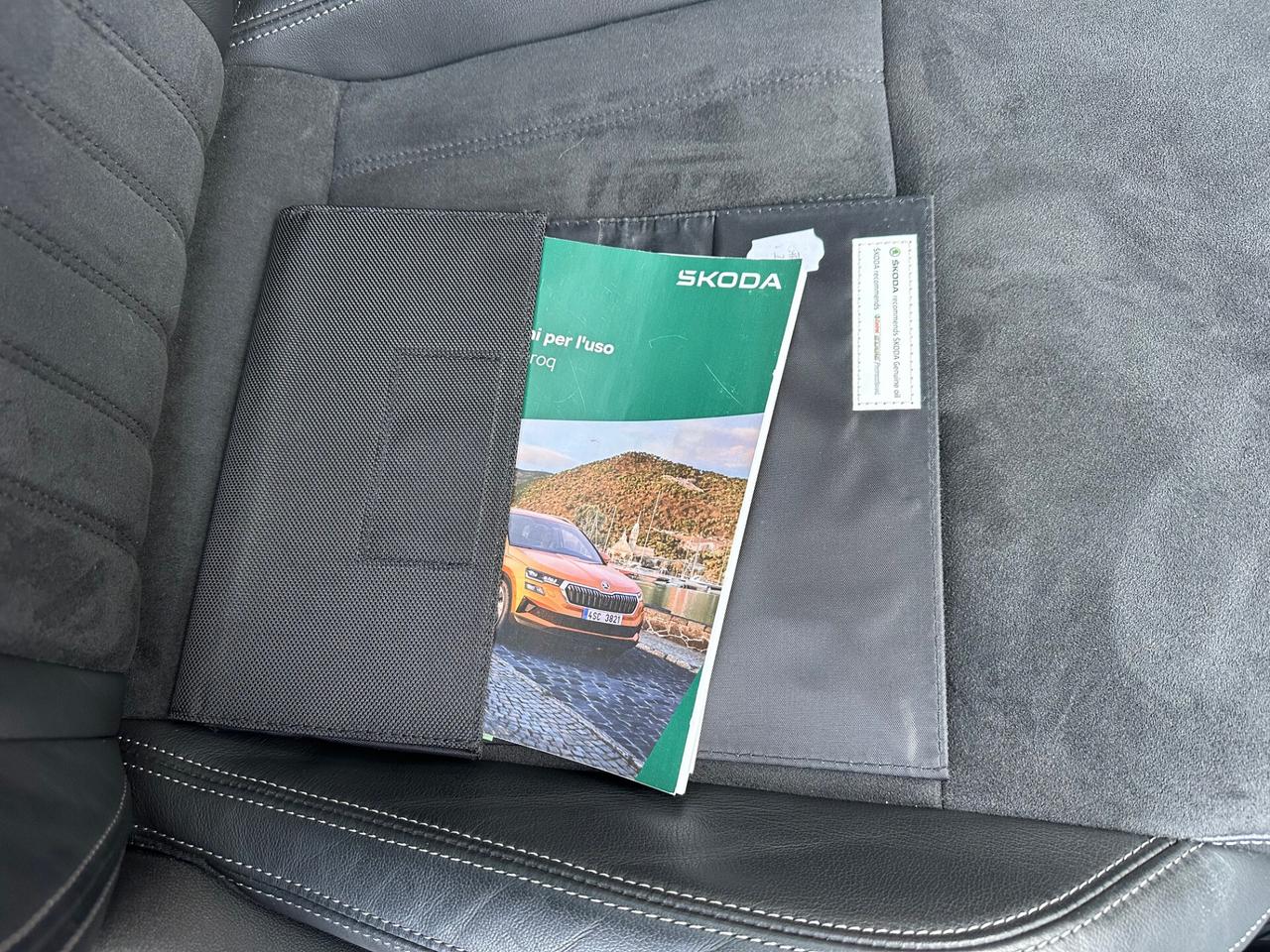 Skoda Karoq 1.5 tsi Executive dsg unipr. TETTO GARANZIA