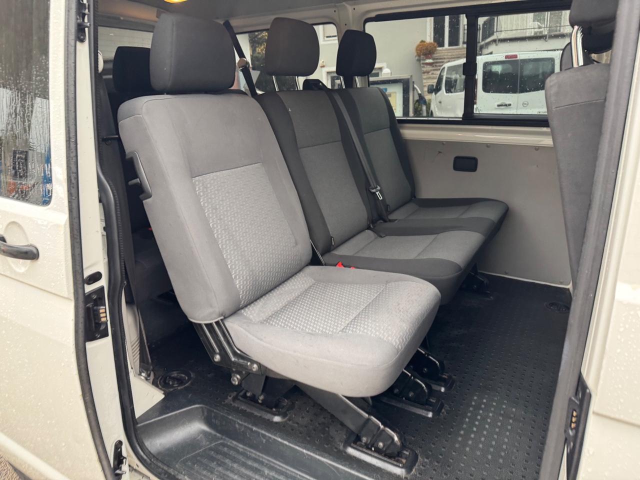 Volkswagen Transporter 2.0 TDI 9 posti PC Kombi