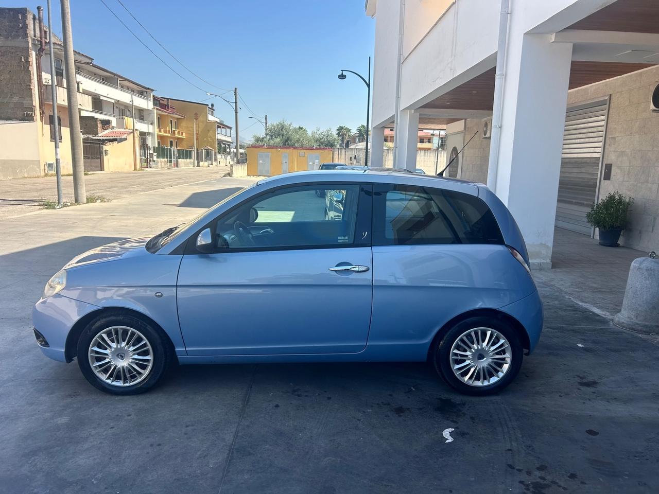 Lancia Ypsilon 1.2 Argento
