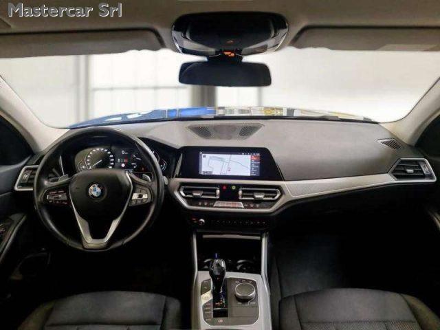 BMW 320 G21 320d Touring mhev 48V xdrive Business Advantag
